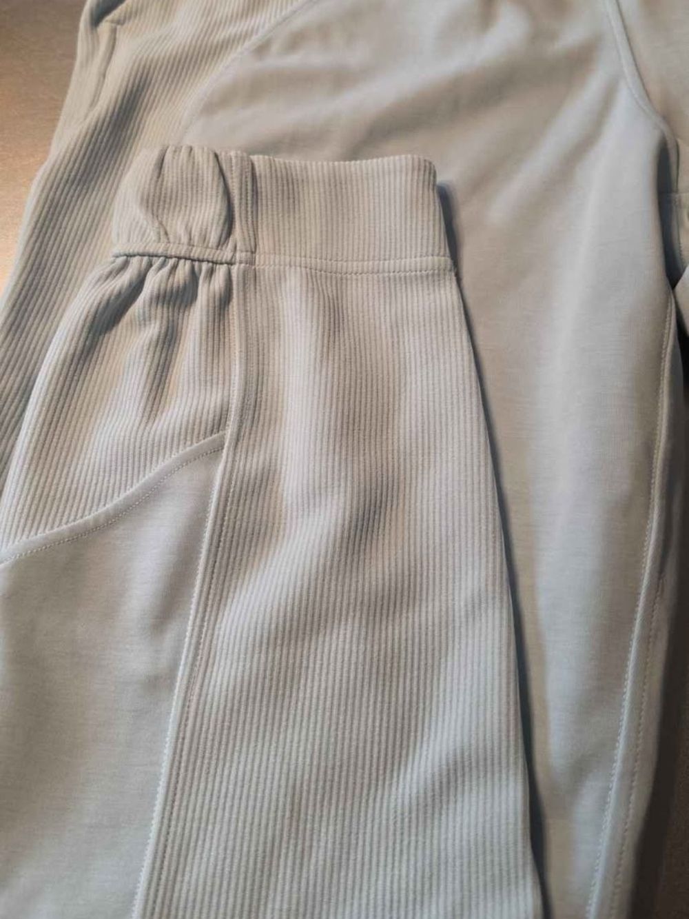 Jeans Subcategory Identification - Picture 2 of 4
